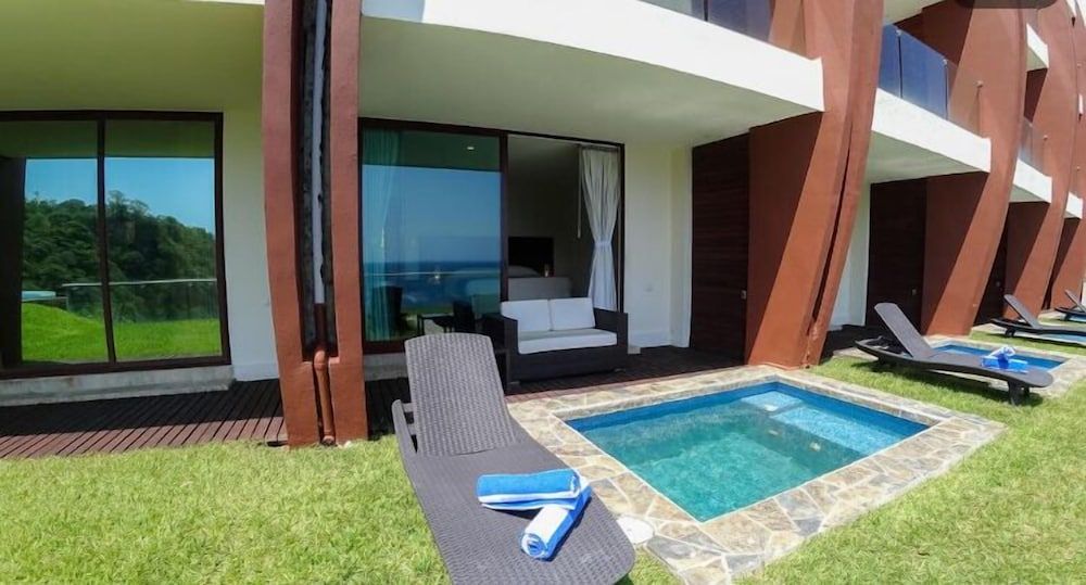 Pacific King Hotel Junior Room, Private Pool 2