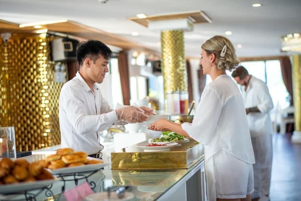 undefined Halong Aquamarine Cruise 6