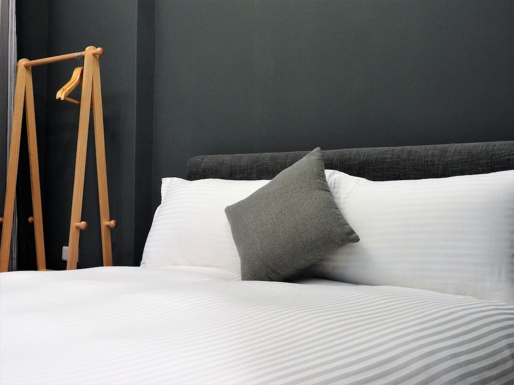 Business Double Room (B06 / B08)
