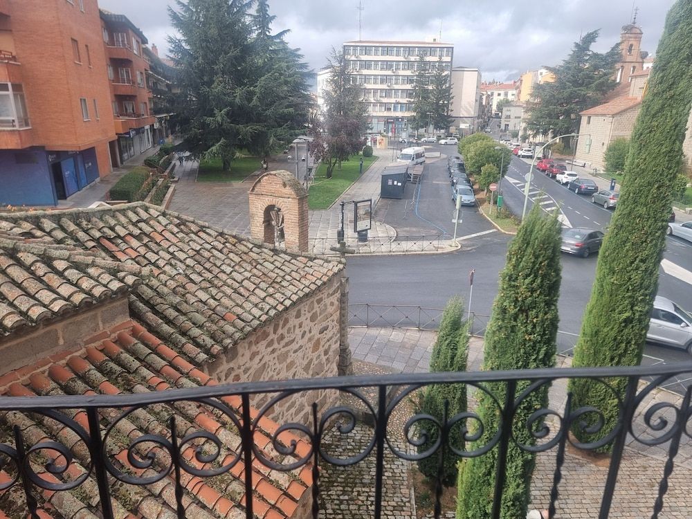 ELE Mirador de Santa Ana Double Room, City View 2