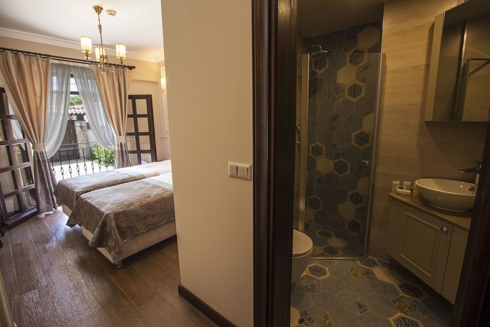 Livia Garden Hotel Deluxe Double or Twin Room 3
