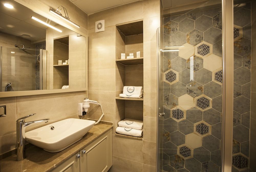 Livia Garden Hotel Deluxe Double or Twin Room 5