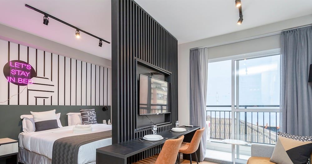 Smart Charlie Consolação