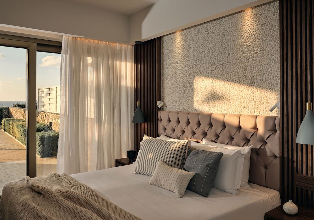 Luxury Villa, Private Pool, Sea Front