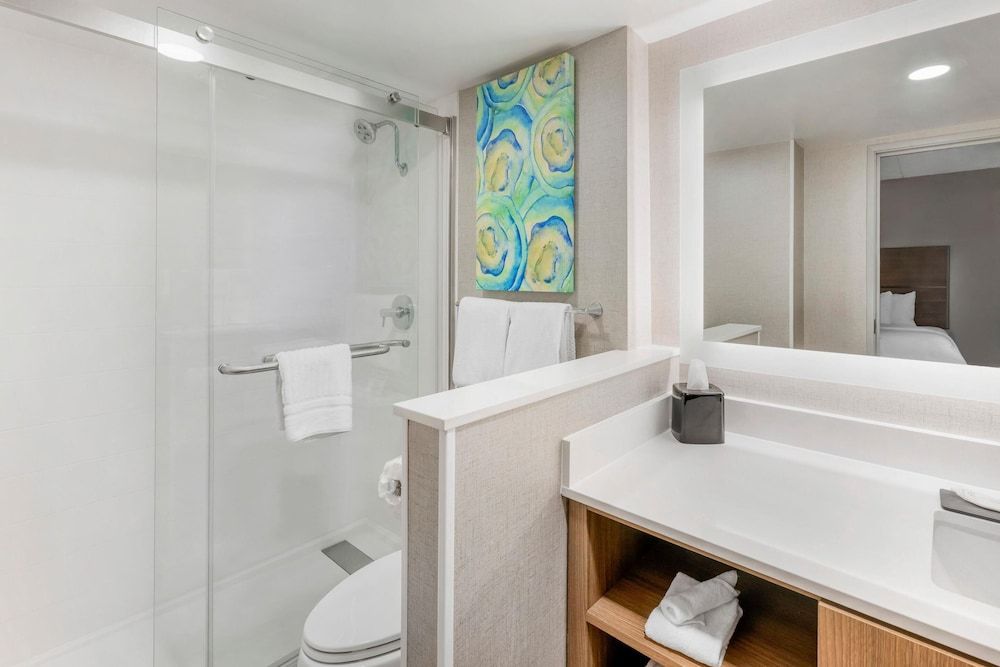 MainStay Suites Oak Brook Terrace-Chicago Suite, 2 Queen Beds, Non Smoking (Efficiency) 6