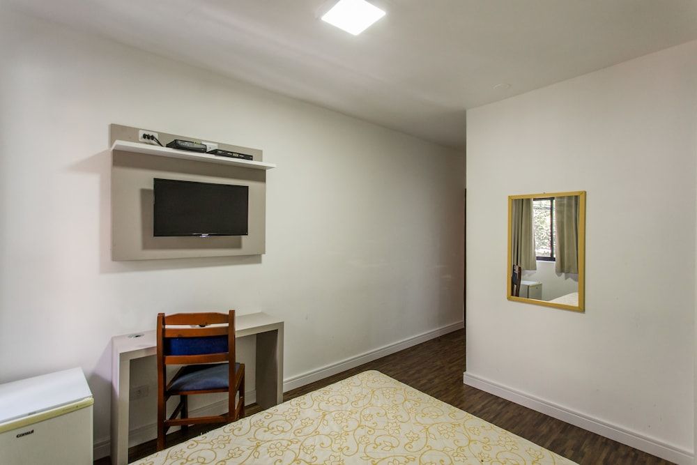 undefined Hotel Cardim Plaza 3