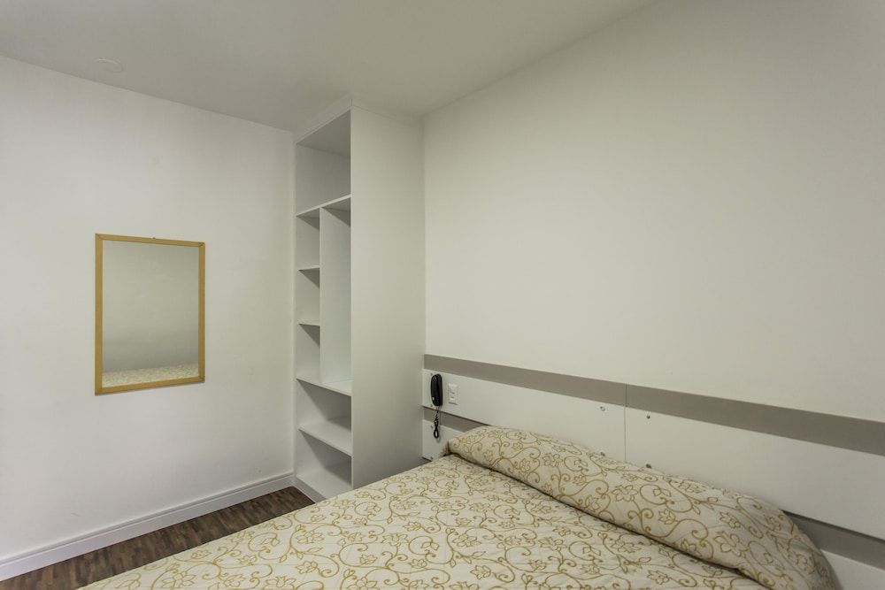 Hotel Cardim Plaza Double Room 4