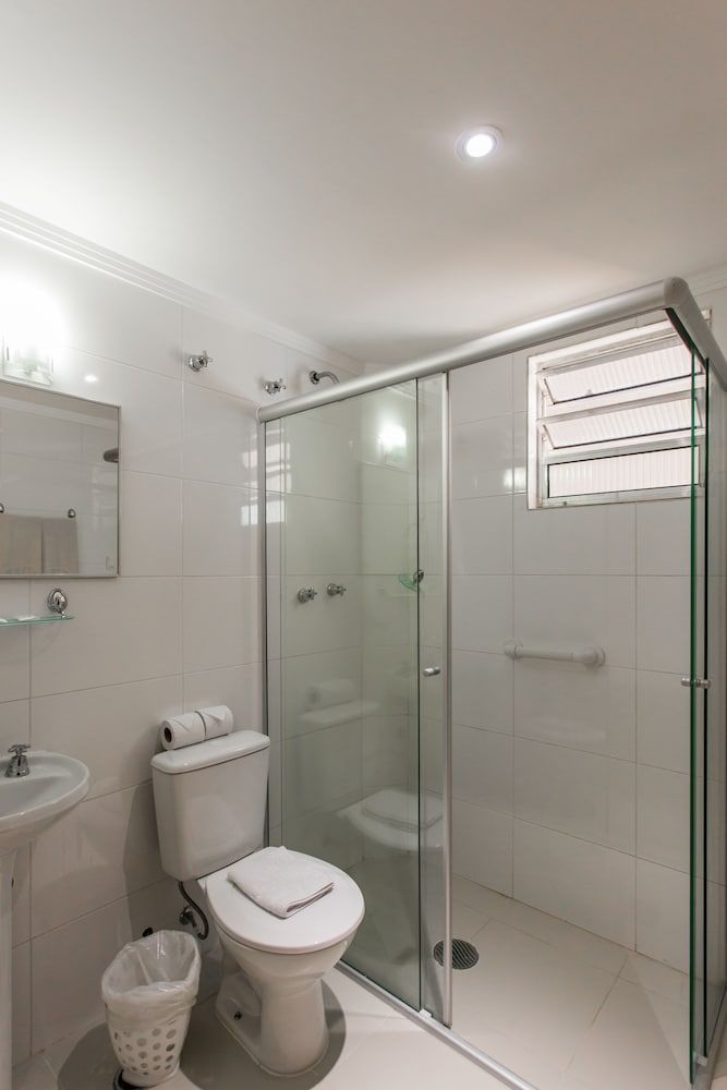 Hotel Cardim Plaza Double Room 9