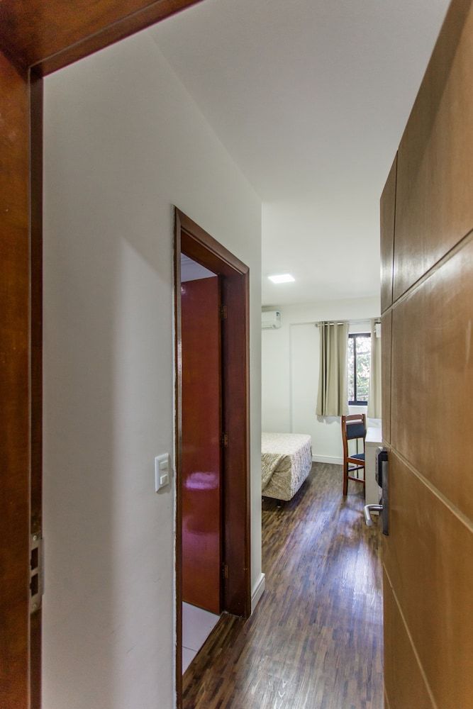 Hotel Cardim Plaza Double Room 6