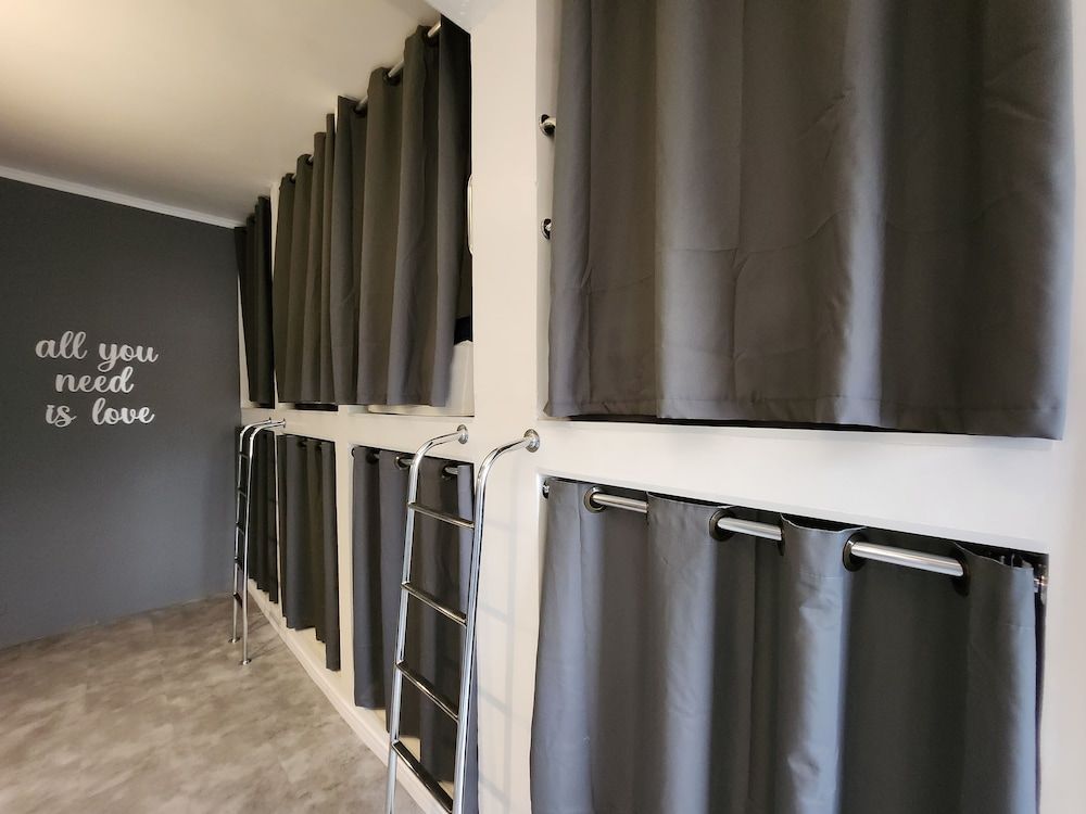 Vila Rock Hostel Standard Double or Twin Room, Shared Bathroom 18