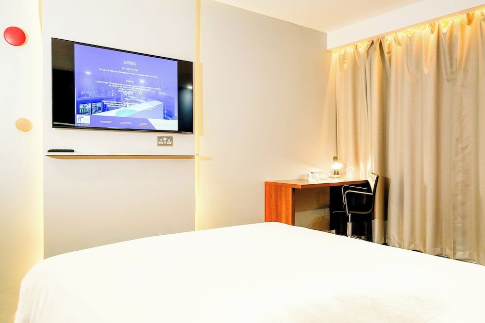 Standard Room, 1 Double Bed (Free Hot Breakfast)
