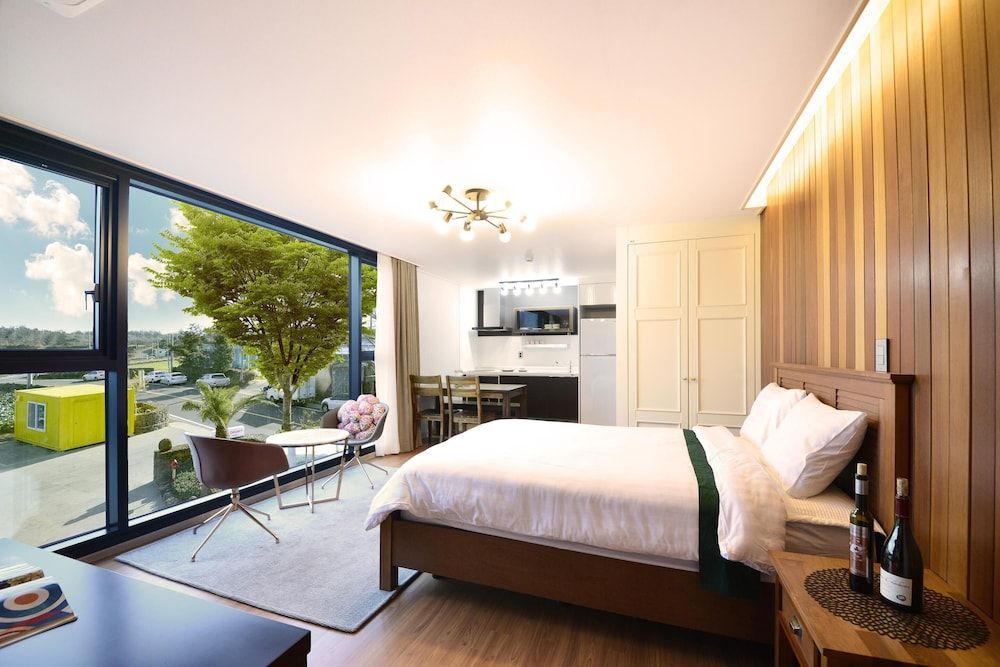 undefined Jeju la Cour Pension