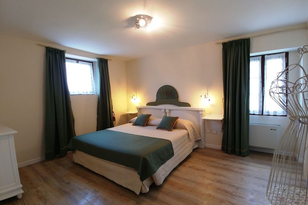 Casale in Collina Double Room, 1 Queen Bed, Non Smoking, Garden View 3