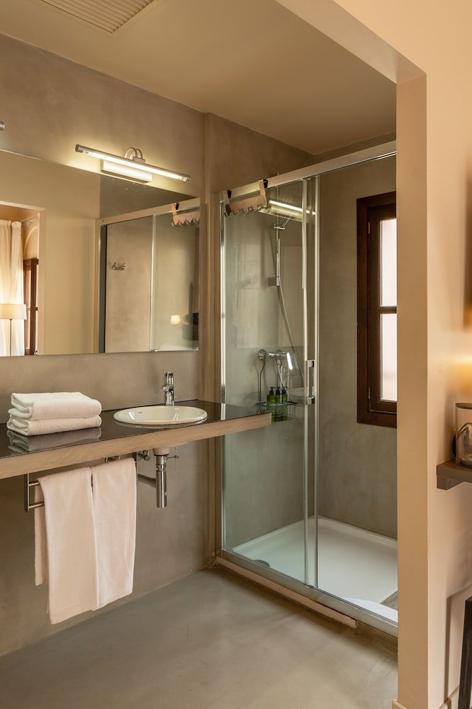 SólleRooms GuestHouse Superior Double Room, 1 King Bed 5