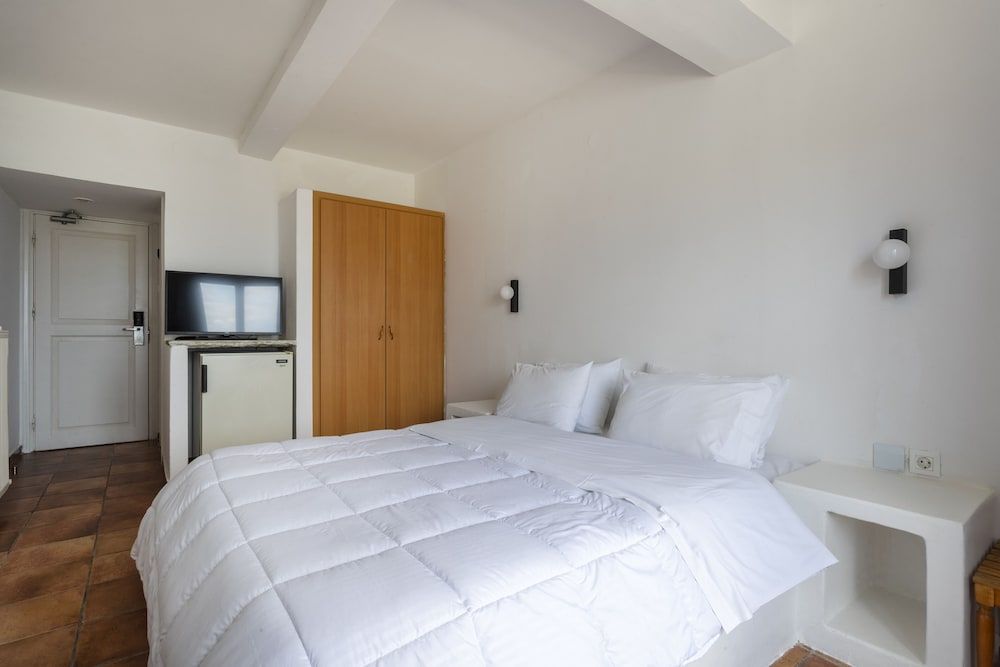 Hotel Roumani Standard Double or Twin Room, Sea View 4