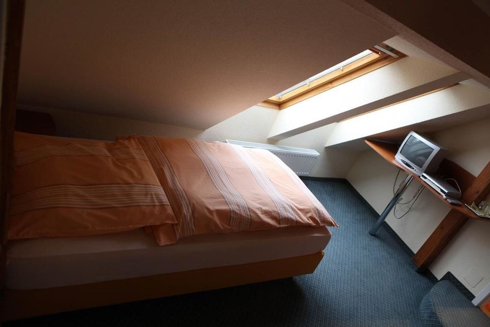 Barokk Antik Basic Single Room, 1 Twin Bed 2