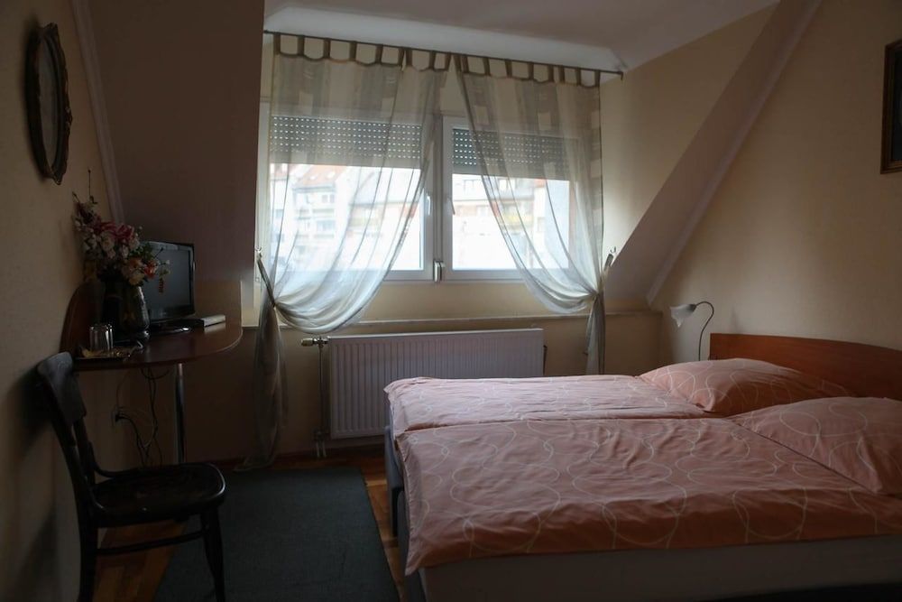 Barokk Antik Comfort Double Room