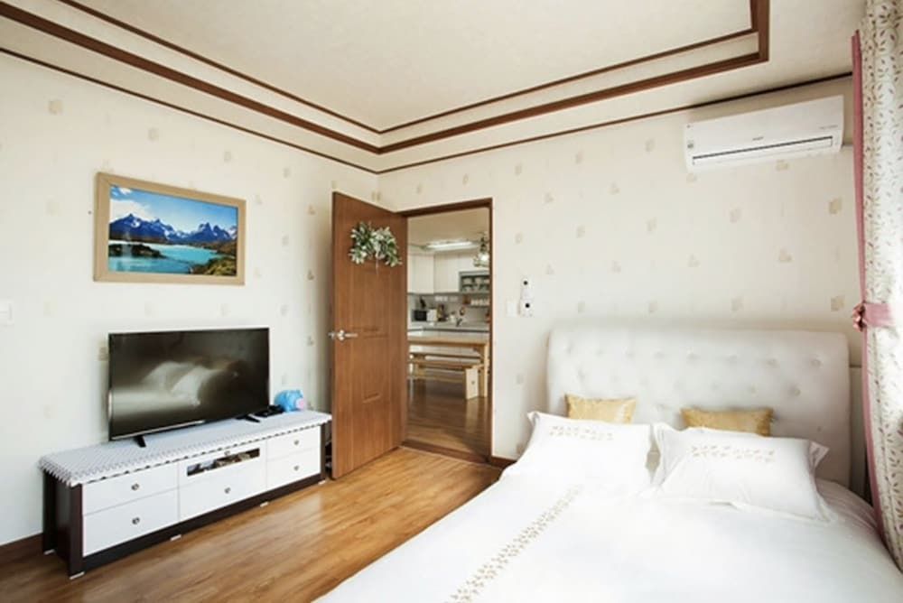 undefined Casa Linda Pension-Acommodation 6