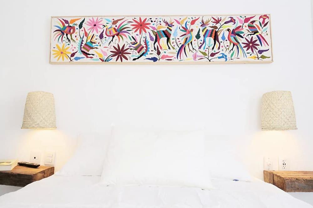 Hotel Mamá Carlota Signature Double Room, 1 King Bed, Non Smoking 4