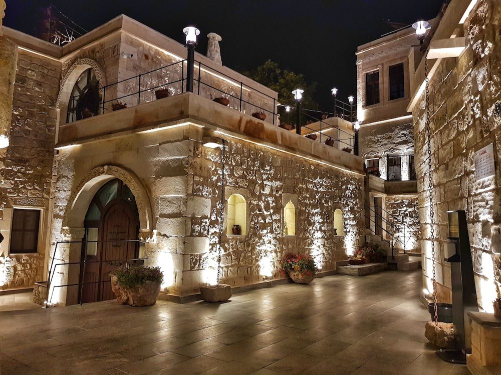 undefined Elysion Cave Suites 6