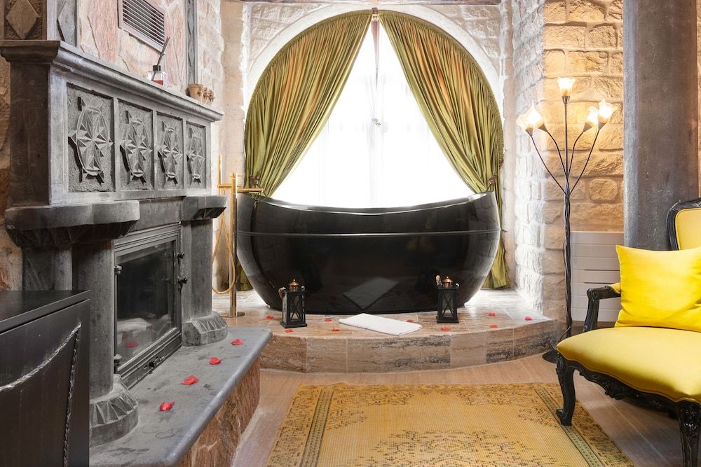 undefined Elysion Cave Suites 4