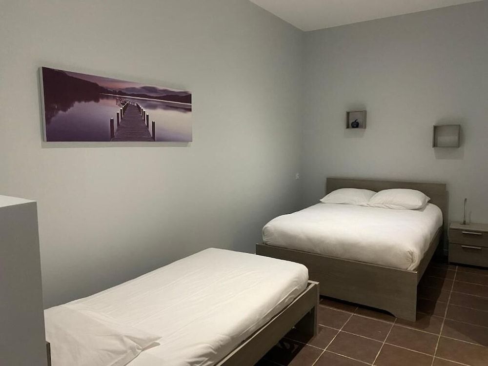 Hotel le Ceinturon Family Room 3