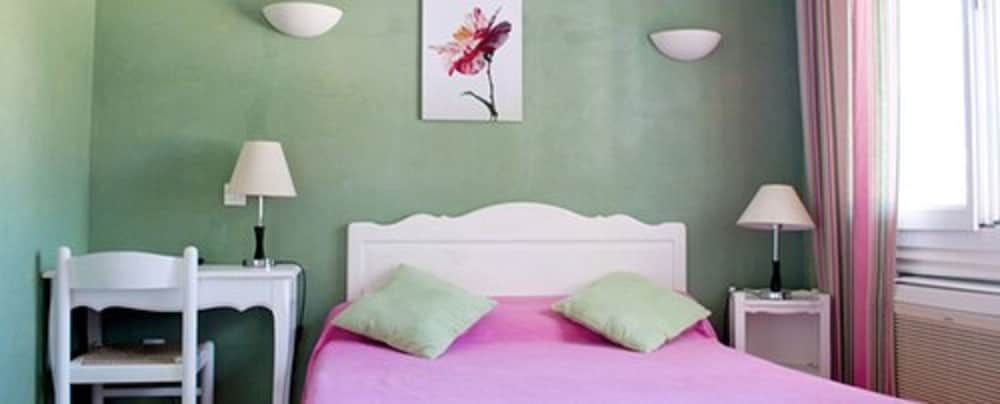 Hotel le Ceinturon Double Room 3