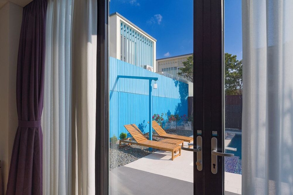 Namib Pool Villa Jeju Family Duplex (Olifants) 8