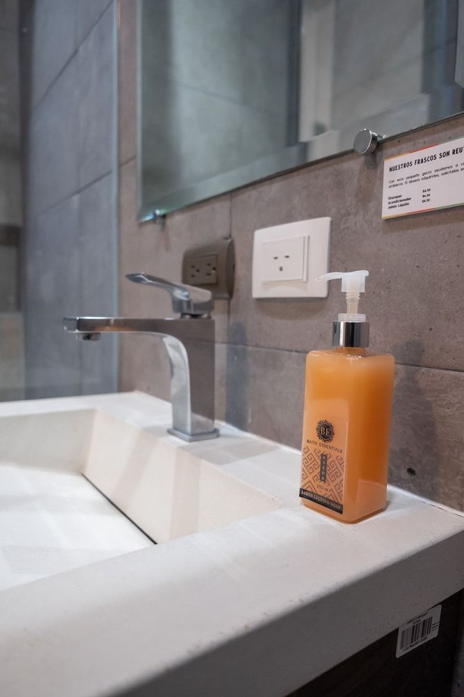 REEC Machala by Oro Verde Hotels Deluxe Queen