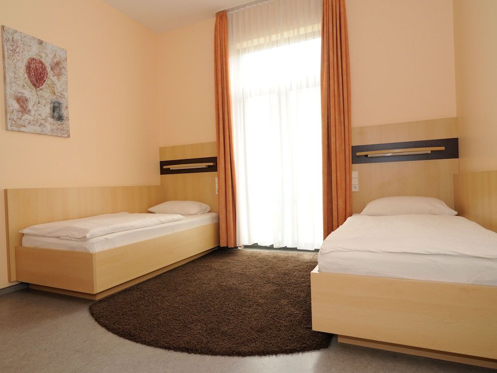 Sporthotel Borussia Düsseldorf Double or Twin Room 2