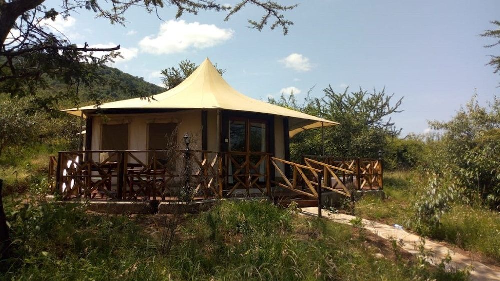 undefined Emayian Luxury Camp 6