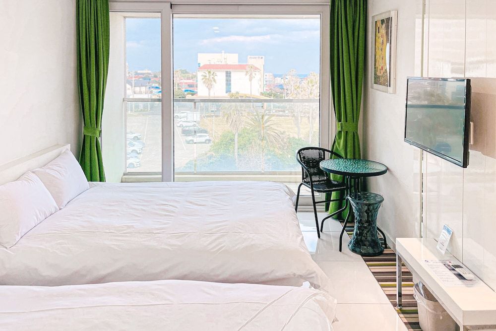 undefined Hamdeok Beach Stay Jeju 8