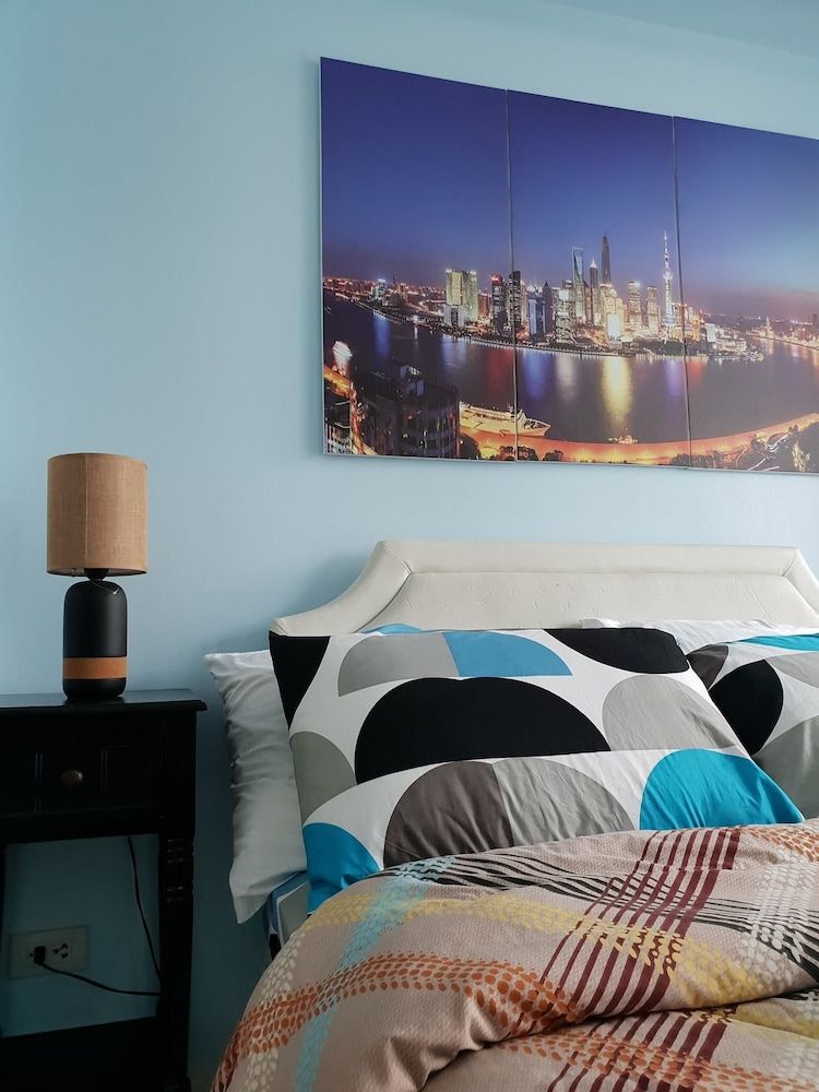 Azure Luxury Beach Suites by VacationsPH Condo, 1 Bedroom (1104) 4