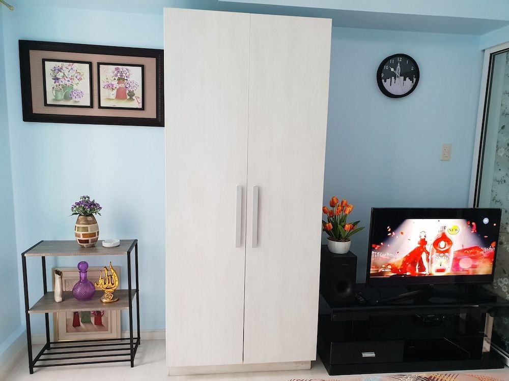 Azure Luxury Beach Suites by VacationsPH Condo, 1 Bedroom (1104) 12