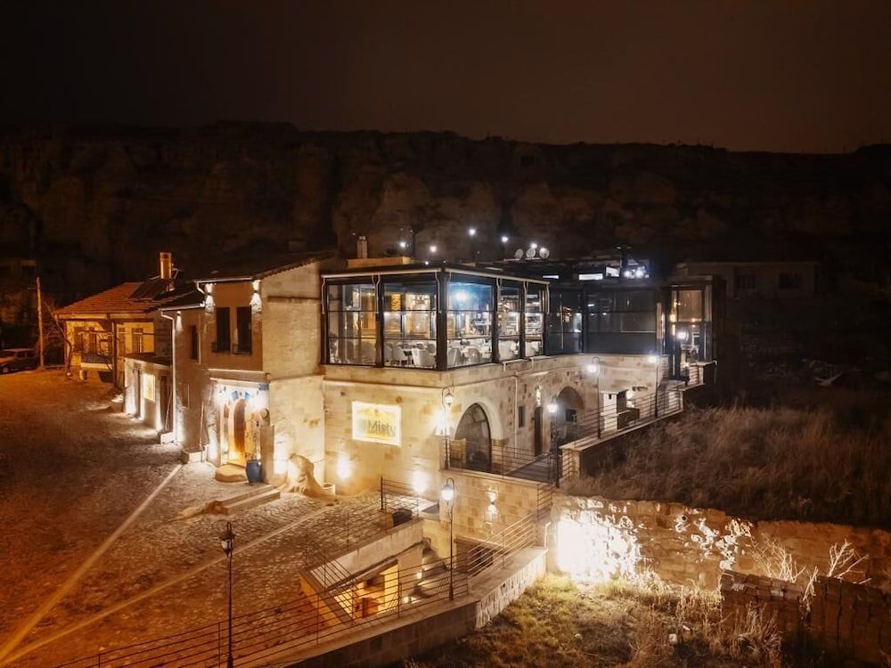 undefined Misty Cave Hotel 9