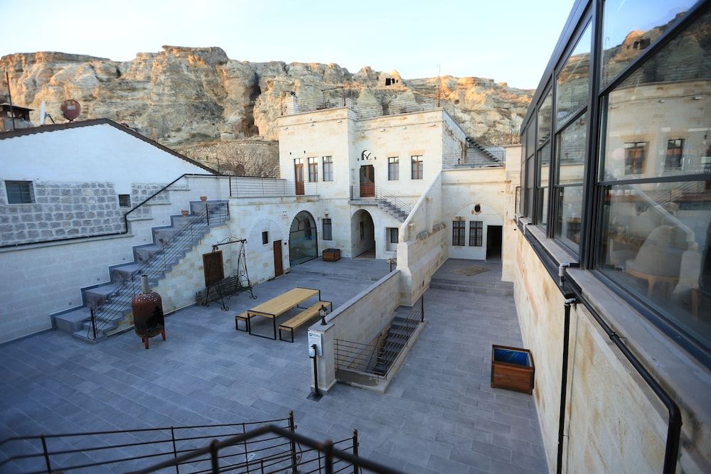 undefined Misty Cave Hotel 7