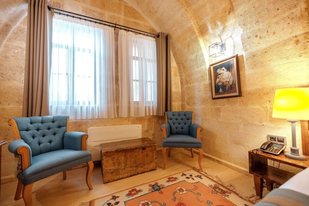 Misty Cave Hotel Standard Room 10