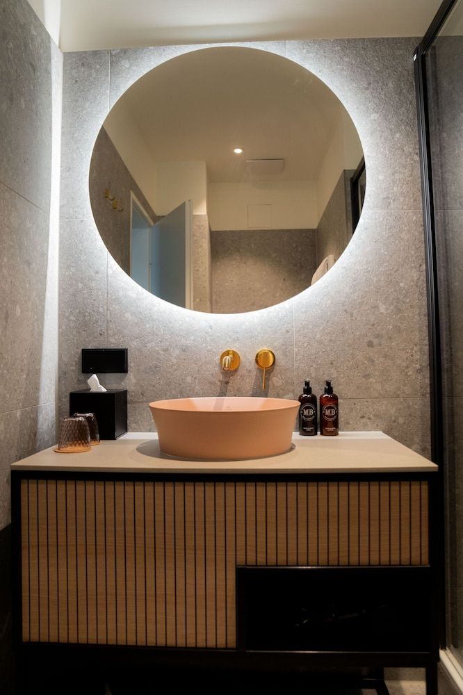 Bob W Lübeck Old Town Design Studio 11