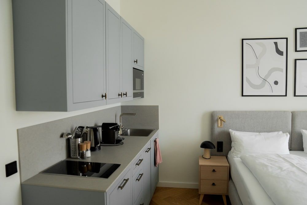 Bob W Lübeck Old Town Design Studio 26