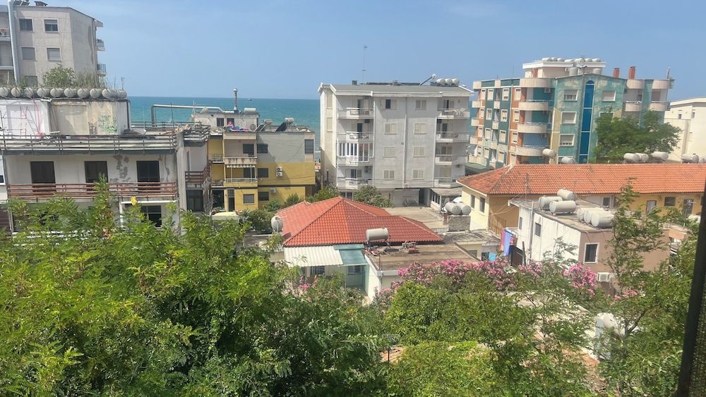 Sunrise Hotel Çameria Classic Quadruple Room 8