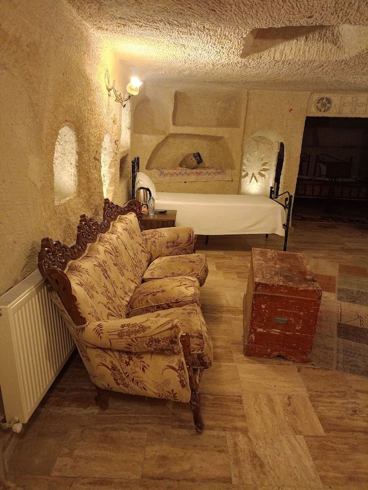 undefined Heritage Cave Suites