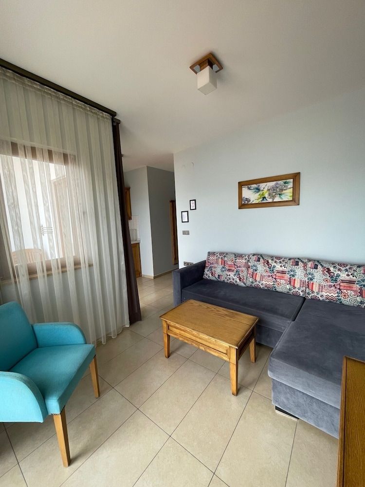 Veziroglu Apart Deluxe Suite, Sea View (1+1) 9