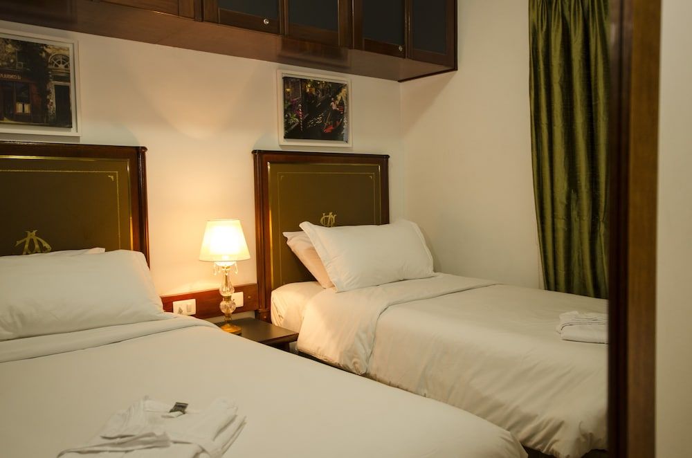 undefined London Class Hotels 9