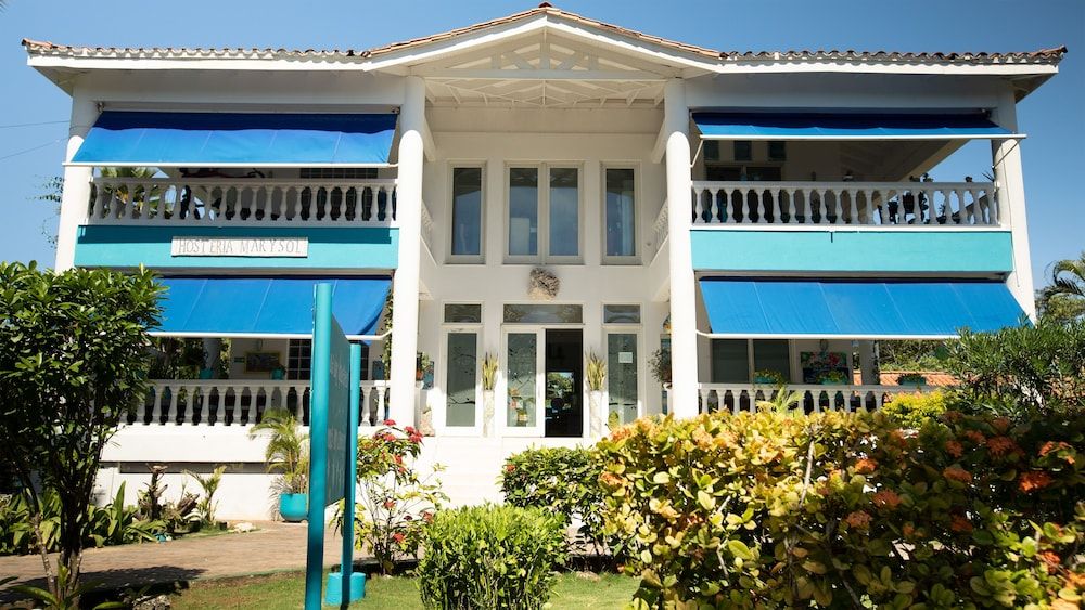 Hosteria Mar y Sol