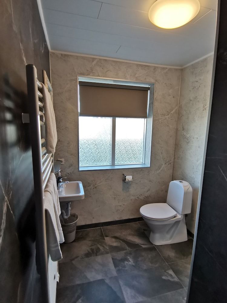 550 Guesthouse Triple Room, Private Bathroom 4