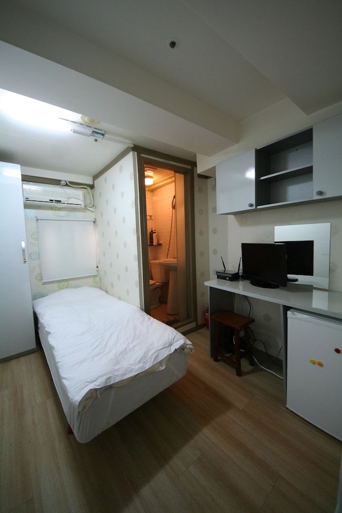undefined The Maru 4