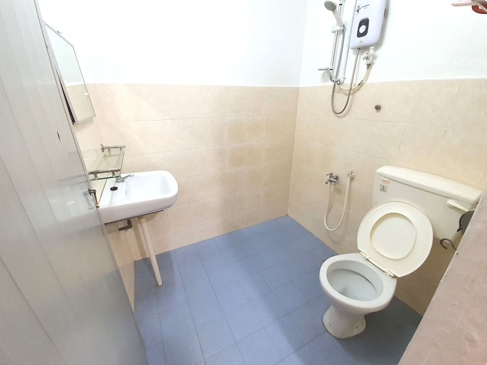 undefined Grand Star Hotel 4