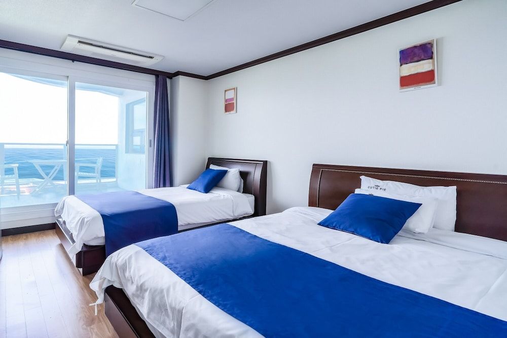 undefined Cutie Pie Hotel 2