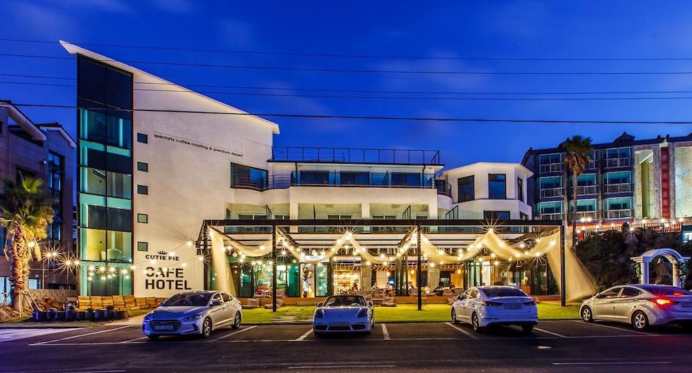 undefined Cutie Pie Hotel 5