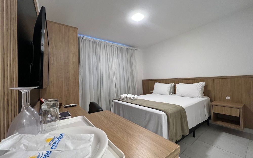 Basic Suite, 1 Queen Bed